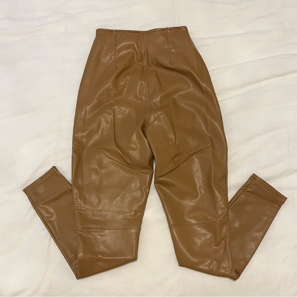 Abercrombie Curve Love Vegan Leather Skinny Legging - Picture 2 of 5